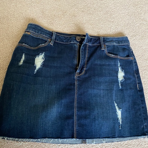 American Rag Jean Skirt - Picture 1 of 3